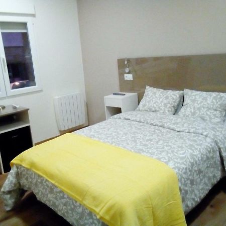 Residencia Compostela 2 Bed & Breakfast Сантяго де Компостела Екстериор снимка