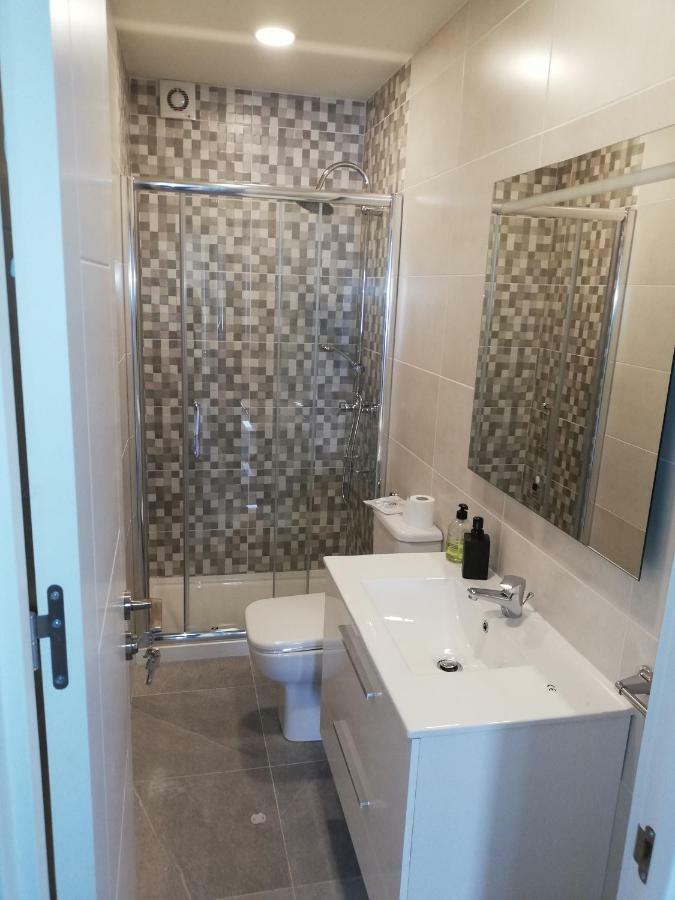 Residencia Compostela 2 Bed & Breakfast Сантяго де Компостела Екстериор снимка