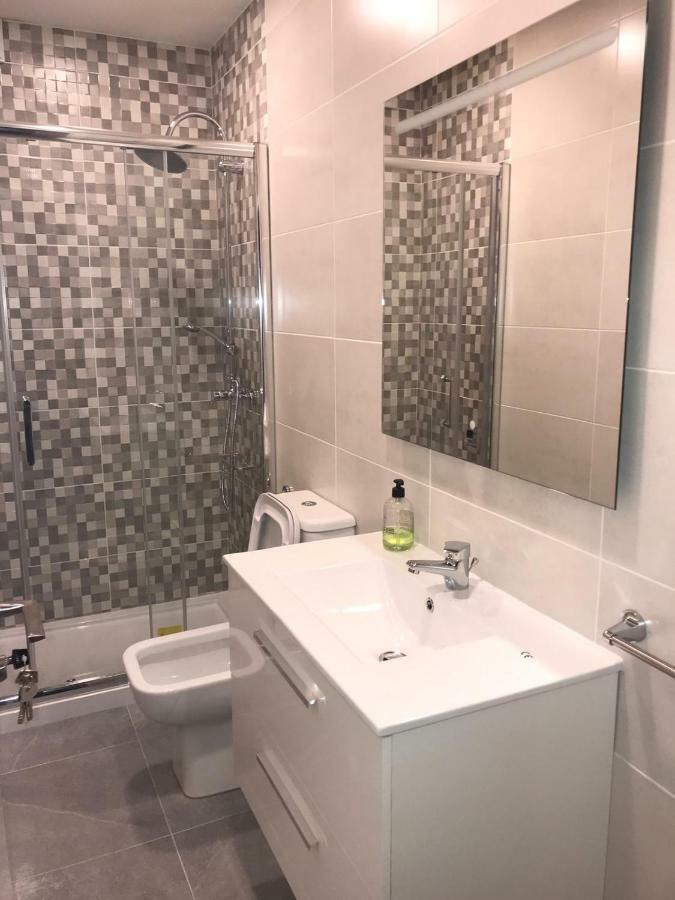 Residencia Compostela 2 Bed & Breakfast Сантяго де Компостела Екстериор снимка