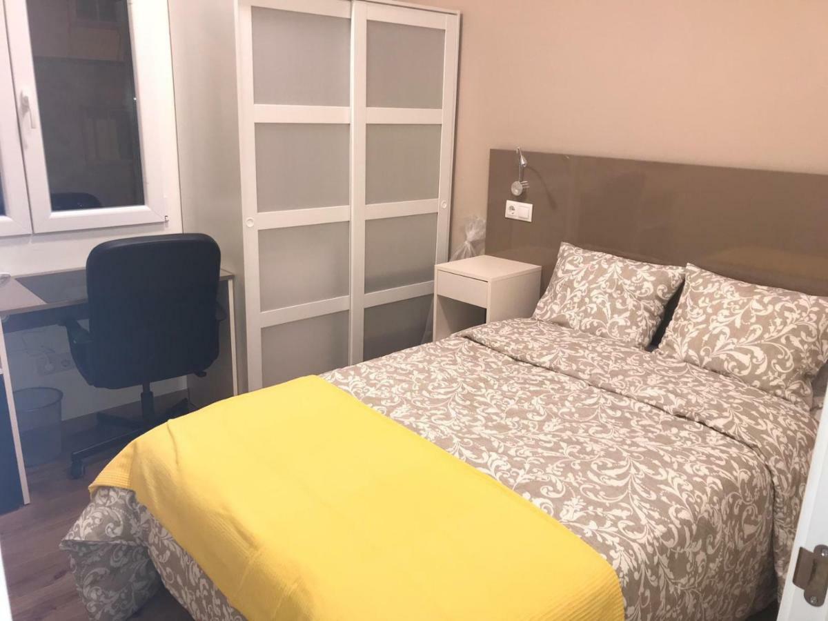 Residencia Compostela 2 Bed & Breakfast Сантяго де Компостела Екстериор снимка